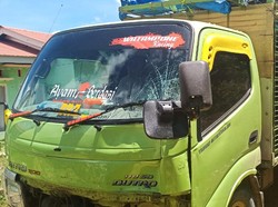 Truk Pengangkut Ayam di Wajo Sulsel Tabrak 3 Warga, 1 Orang Tewas