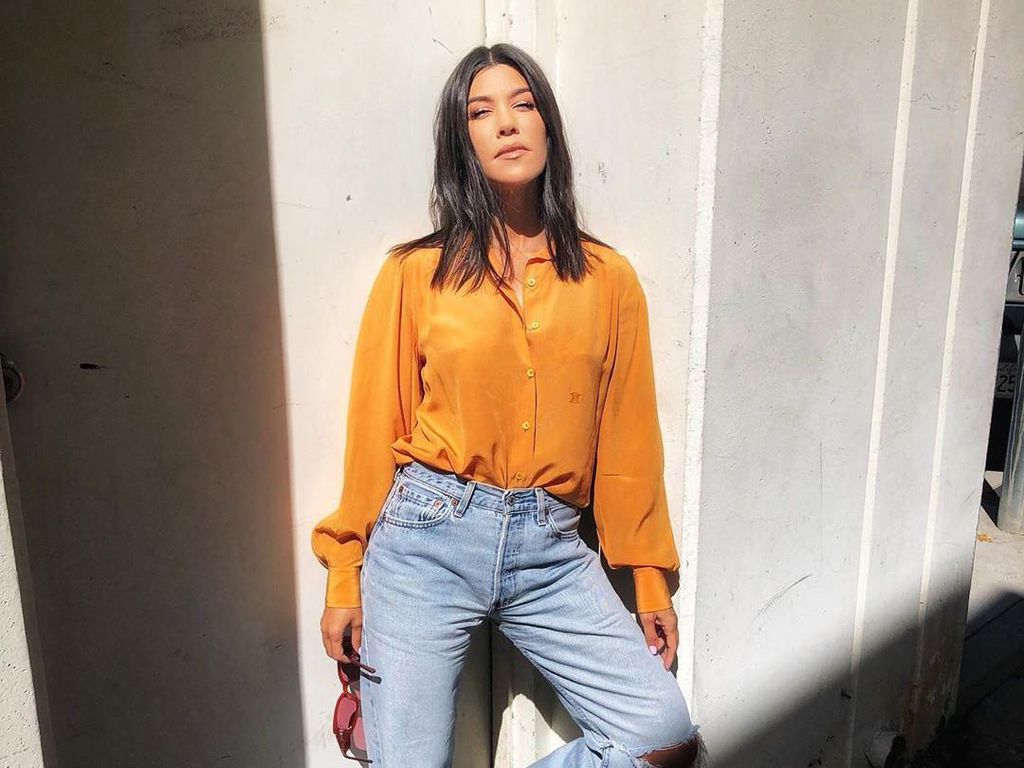 Kourtney Kardashian & Travis Barker Umbar Kemesraan, Mantan Istri Sebut Aneh Kourtney Kardashian & Travis Barker Umbar Kemesraan, Mantan Istri Sebut Aneh