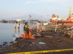 Mayat Perempuan Tanpa Busana Ditemukan di Pelabuhan Kejawanan Cirebon