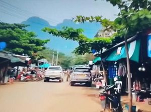 Menjelajah Eloknya Alam Vang Vieng