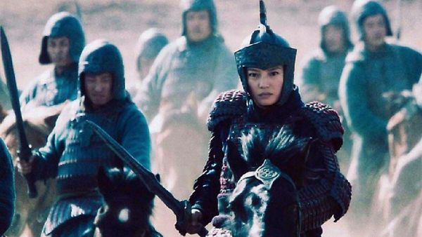 Potret 4 Aktris Pemeran Mulan Selain Liu Yifei yang Tak Kalah Mempesona
