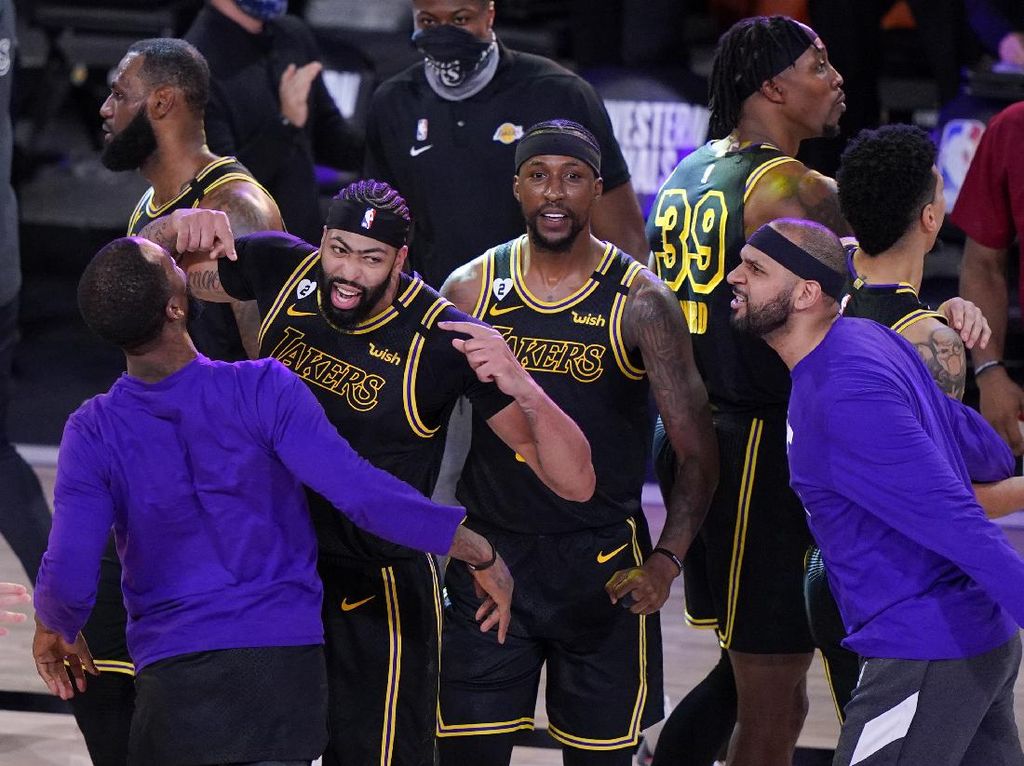 Hasil NBA: Dramatis, Lakers Kalahkan Nuggets 105-103