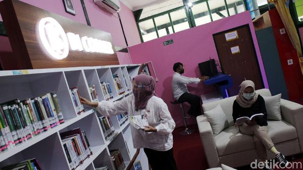 Belajar Perbankan di Pojok Baca