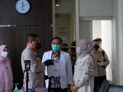 Polda Riau Bantu Percepatan Penanganan Pasien COVID-19