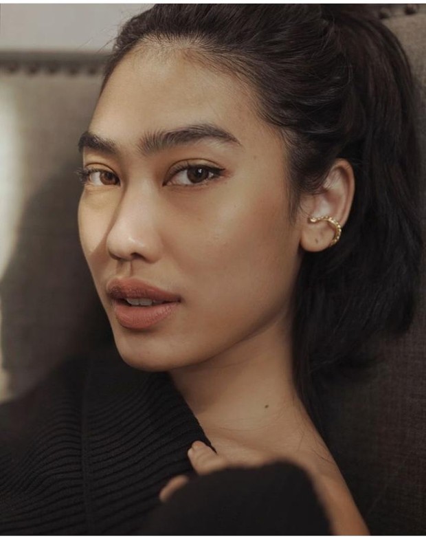 Warna lipstik kulit sawo matang, artis Indonesia berkulit sawo matang, Alika Islamadina