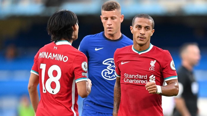 LONDON, ENGLAND - SEPTEMBER 20: Thiago Alcantara of Liverpool looks on after the Premier League match between Chelsea and Liverpool at Stamford Bridge on September 20, 2020 in London, England. (Photo by Michael Regan/Getty Images)