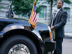 Pengirim Racun untuk Trump Ditangkap, China Bikin Simulasi Serangan ke Guam Pengirim Racun untuk Trump Ditangkap, China Bikin Simulasi Serangan ke Guam