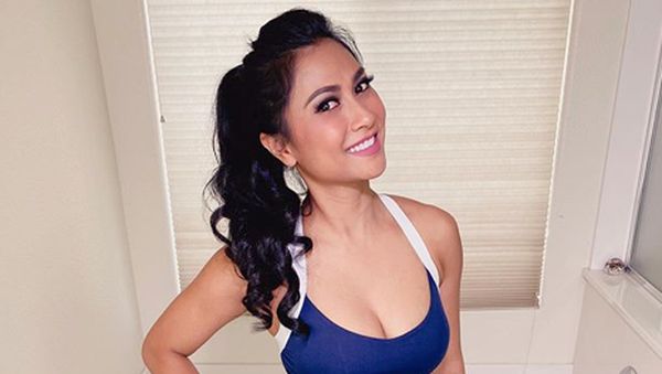 Uli Auliani Pamer Body, Netizen Heboh