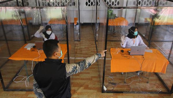 Ada Bilik Khusus Bagi Peserta Tes CPNS yang Reaktif di Surabaya