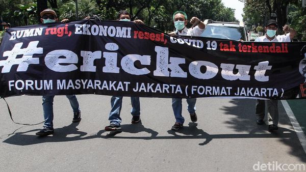 Aksi Tuntut Perombakan Kabinet Menteri BUMN