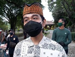 Gibran Jawab GNPF soal Pilkada Tak Ditunda Gegara Anak-Mantu Jokowi Maju