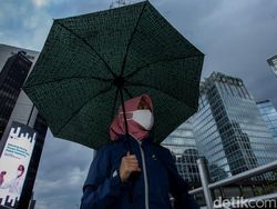 Jelang Libur Nataru, BMKG Minta Masyarakat Waspada Cuaca Ekstrem