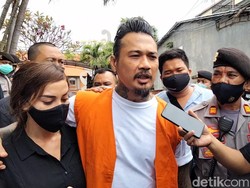 Keheranan Jerinx Duduk di Kursi Pesakitan