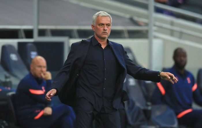 LONDON, ENGLAND - SEPTEMBER 13: Jose Mourinho, Manager of Tottenham Hotspur reacts during the Premier League match between Tottenham Hotspur and Everton at Tottenham Hotspur Stadium on September 13, 2020 in London, England. (Photo by Adam Davy - Pool/Getty Images)