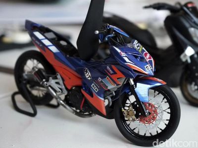 Keren! Miniatur Motor Ini Berbahan Pipa Air