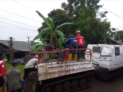 Video PMI Kirim Bantuan Untuk Korban Banjir Sukabumi