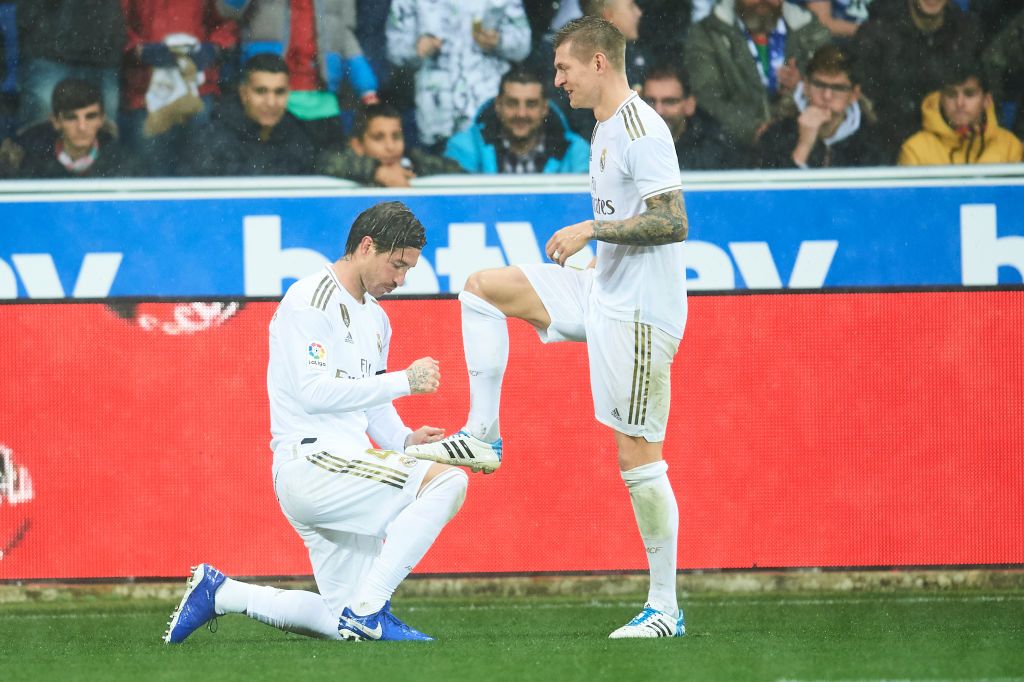 MADRID, SPAIN - MARCH 01: Sergio Ramos of Real Madrid CF runs with the ball during the Liga match between Real Madrid CF and FC Barcelona at Estadio Santiago Bernabeu on March 01, 2020 in Madrid, Spain. (Photo by David Ramos/Getty Images)