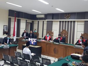 Jaksa Ungkap Dirut PDAM Kudus Pungut Rp 720 Juta dari Calon Pegawai Jaksa Ungkap Dirut PDAM Kudus Pungut Rp 720 Juta dari Calon Pegawai