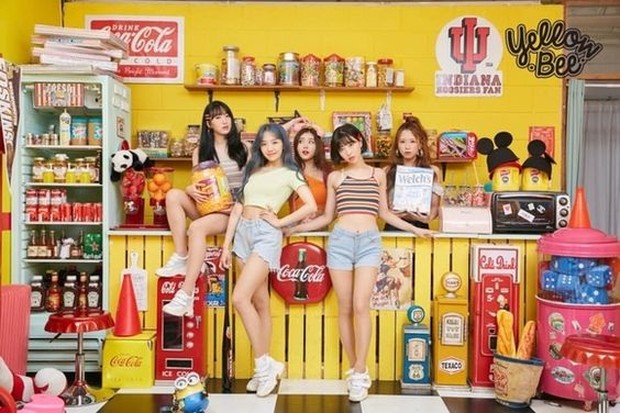 Agensi dan anggota grup memberikan dua alasan berbeda ketika grup Yellow Bee bubar.