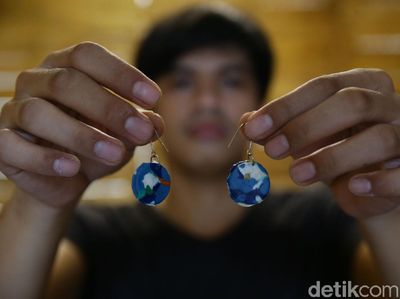 Aksesoris Imut Ini dari Sampah Plastik Lho