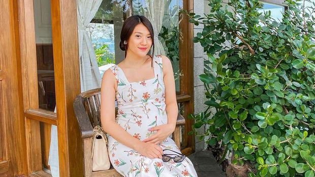 Anissa Aziza hamil anak kedua