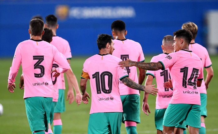 BARCELONA, SPAIN - SEPTEMBER 16: Lionel Messi of Barcelona celebrates with teammate Philippe Coutinho after scoring his sides third goal during the pre-season friendly match between FC Barcelona and Girona at Estadi Johan Cruyff on September 16, 2020 in Barcelona, Spain. (Photo by David Ramos/Getty Images)