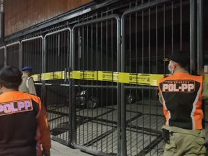 Langgar Jam Malam, Karaoke De Berry Surabaya Ditutup