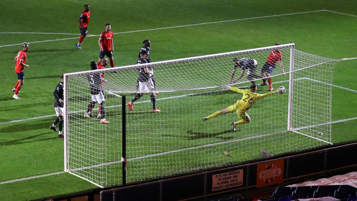 Fans MU Heboh Bahas Aksi Dean Henderson yang Satu Ini. (Foto: Getty Images/Catherine Ivill)