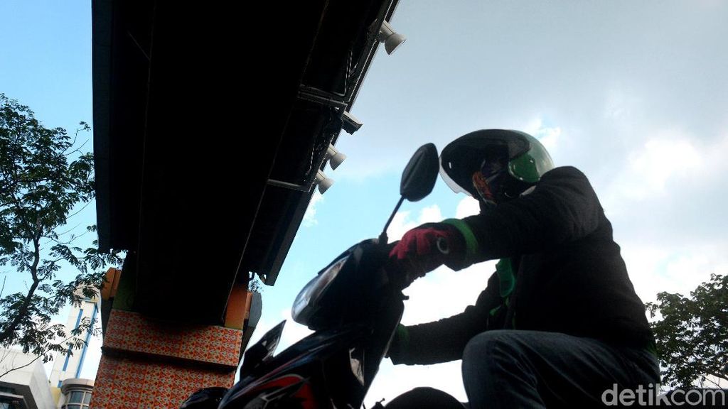 Hati-hati! Uji Coba Tilang Elektronik di Depok Mulai Diterapkan Hati-hati! Uji Coba Tilang Elektronik di Depok Mulai Diterapkan