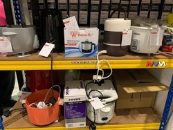 Nginep di Hotel Bintang 5, Keluarga Ini Ribet Bawa Kompor hingga Teko