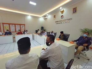 Tiga Paslon Ditetapkan KPU Jadi Kontestan Pilbup Bandung Tiga Paslon Ditetapkan KPU Jadi Kontestan Pilbup Bandung