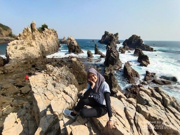 Fakta Menarik Pantai Gigi Hiu Lampung pantai gigi hiu 1 - Fakta Menarik Pantai Gigi Hiu Lampung