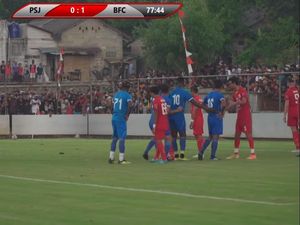 Persija Vs Bhayangkara Uji Coba, Banyak Penonton ke Stadion