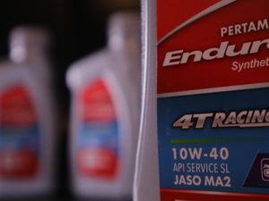 Pertamina Rilis Pelumas Enduro 4T Racing 0,8 Liter, Ini Kelebihannya