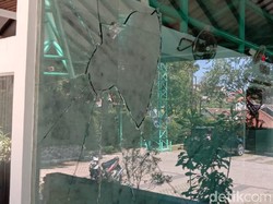 DKM Ungkap Cerita Keluarga soal Kejiwaan Perusak Masjid di Bandung