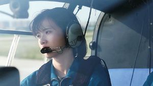 Keren, Penampilan 10 Pilot Wanita China Pertama Saat Latihan Terbang Solo