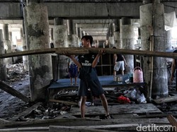 Sepertiga Masyarakat RI Diperkirakan Makan Lebih Sedikit karena Kere