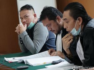 Sidang Diundur, Vicky Prasetyo Rela Korbankan Jadwal Syuting Sidang Diundur, Vicky Prasetyo Rela Korbankan Jadwal Syuting