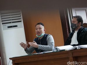 Vicky Prasetyo Bantah Sogok Mantan Sopir Angel Lelga agar Jadi Saksi Vicky Prasetyo Bantah Sogok Mantan Sopir Angel Lelga agar Jadi Saksi