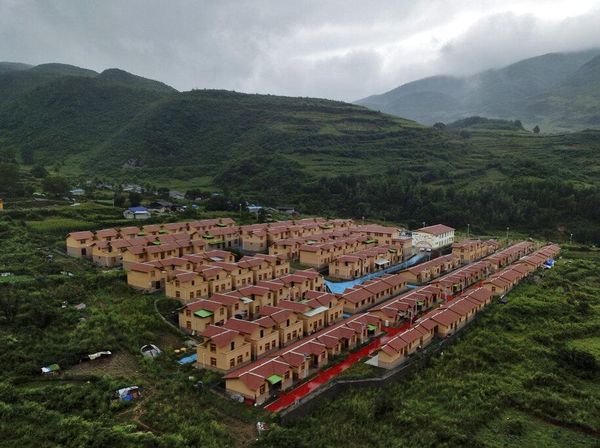 China Gusur Etnis Minoritas Demi Program Anti-Miskin