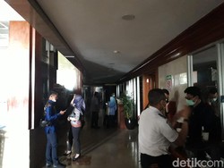 Gedung DPR RI Mati Listrik, Ada Info Orang Terjebak di Lift