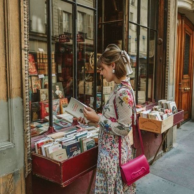 Ilustrasi Tanpa Handphone/pinterest.com/pretaprovost Hal yang dikangenin tahun 90an