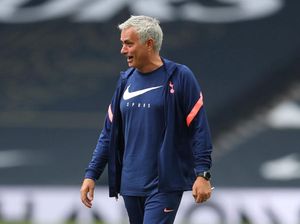 Jose Mourinho Latih AS Roma, Maskapai Ini Numpang Promosi Jose Mourinho Latih AS Roma, Maskapai Ini Numpang Promosi