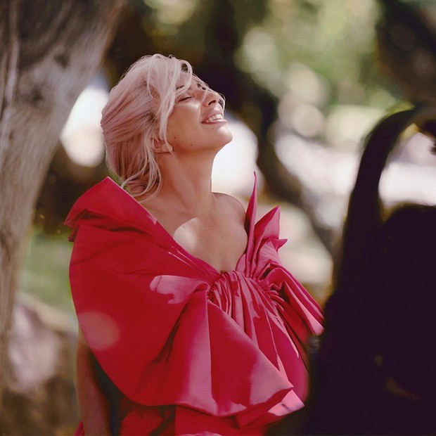 Lady Gaga mulai mencoba mencintai diri dan tidak lagi membenci pianonya