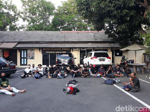Tangkap Massa Demonstran di Solo, Polisi Temukan Palu dan Cutter