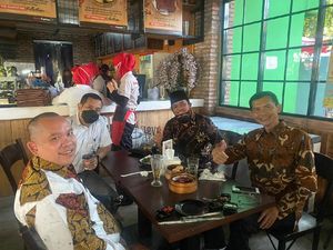 Hadi Pranoto Mencari Jalan Damai di Kasus Klaim Obat Corona Hadi Pranoto Mencari Jalan Damai di Kasus Klaim Obat Corona