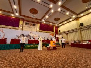 Gugatan Pilkada Pandeglang Diterima MK, KPU dan Thoni-Imat Siapkan Bukti Gugatan Pilkada Pandeglang Diterima MK, KPU dan Thoni-Imat Siapkan Bukti