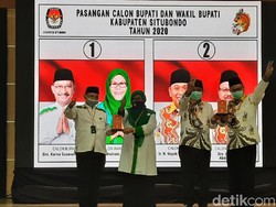 Pengundian Nomor Urut Paslon Pilbup Situbondo Diwarnai Yel-yel Pendukung