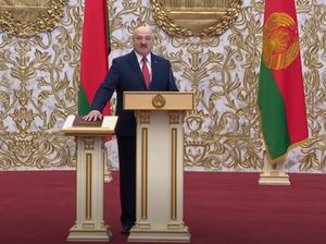Video Presiden Belarus Dilantik Diam-diam yang Tuai Protes Video Presiden Belarus Dilantik Diam-diam yang Tuai Protes