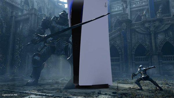PlayStation 5 Ukurannya Bikin Terpana